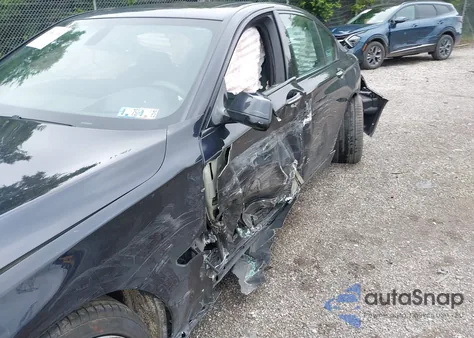 2011 BMW 750I xDrive из США, поврежденный, VIN WBAKC6C57BC394301